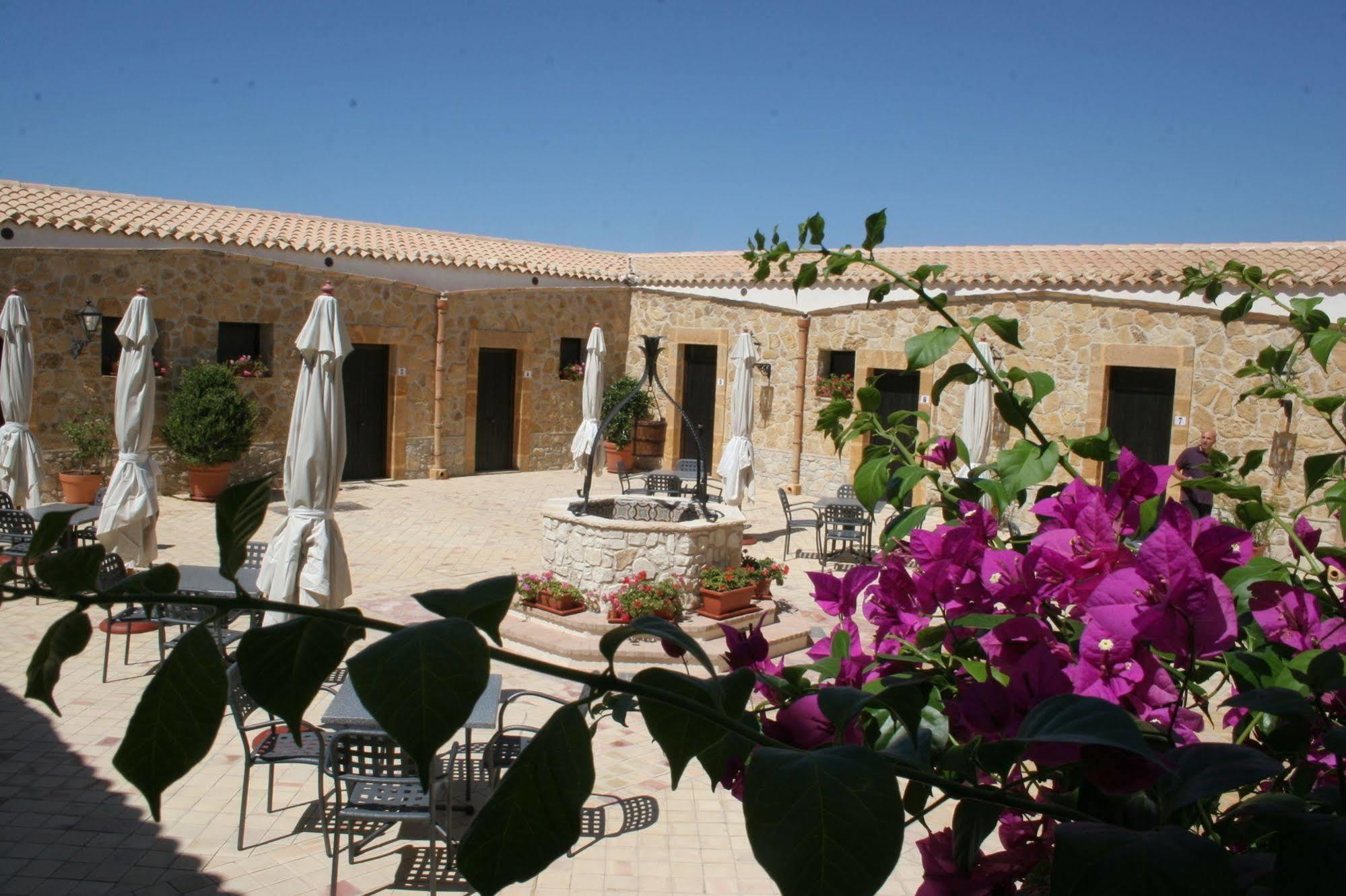 Don Giovanni Hotel Sambuca di Sicilia Esterno foto