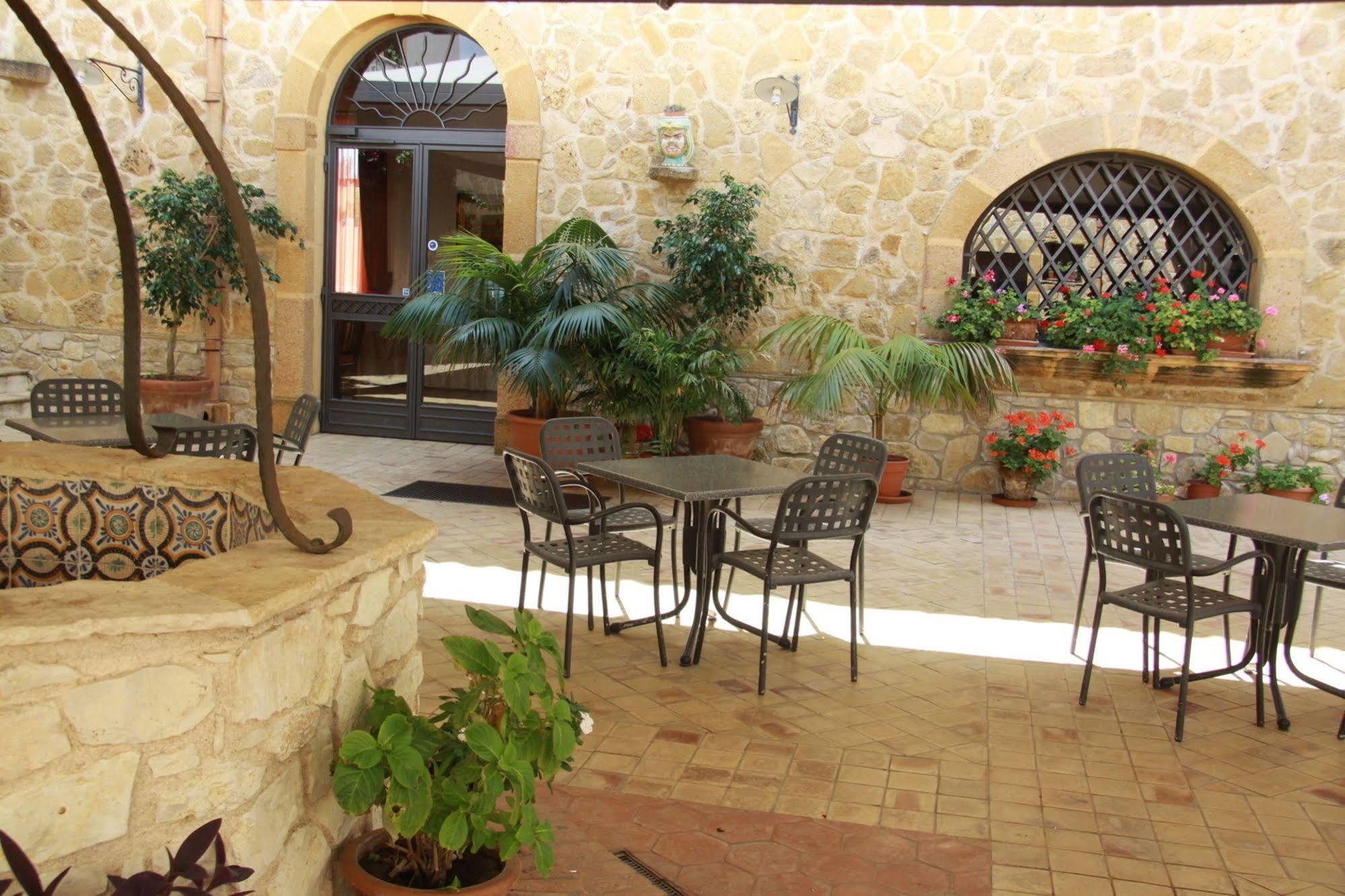 Don Giovanni Hotel Sambuca di Sicilia Esterno foto