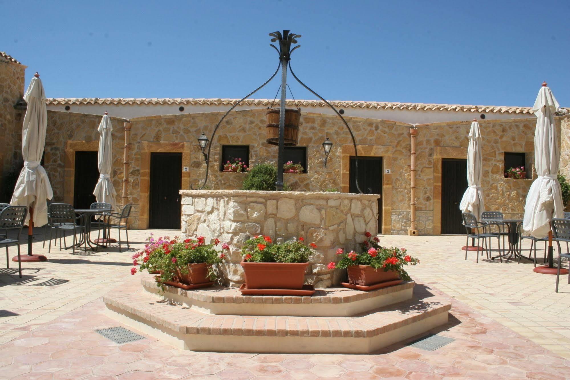 Don Giovanni Hotel Sambuca di Sicilia Esterno foto